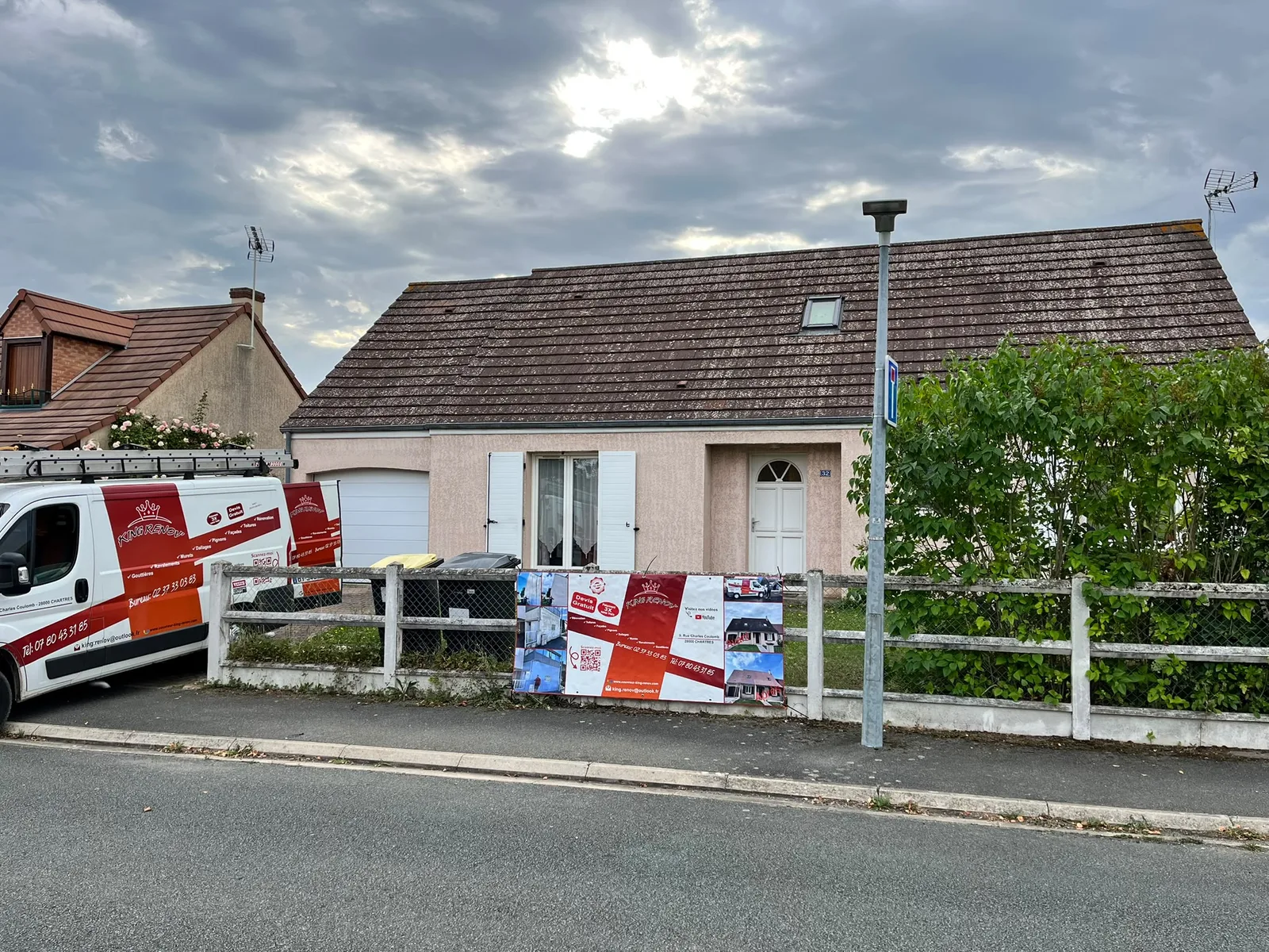 Toiture propre et rénovée après intervention de KING RENOV